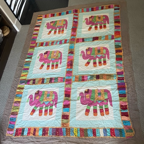 Handmade Colorful Elephant Patchwork Tapestry - Picture 3 of 5